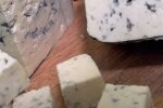 Чому корисно їсти сир з пліснявою — покращує пам'ять та поліпшує настрій