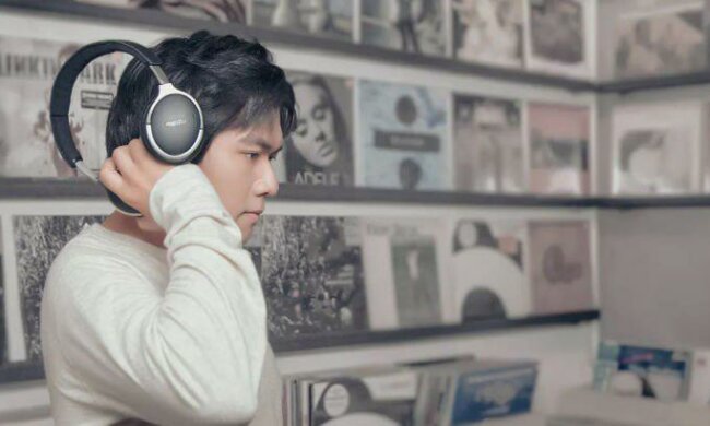 Meizu представила беспроводные наушники по цене обычных: фото