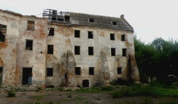 Переселенців поселять в нежитлові будинки