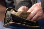 Миллионам украинцев повысят минимальную зарплату: на какую прибавку ожидать уже в ближайшее время
