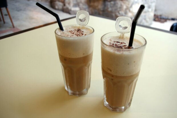 5 рецептов холодного кофе на любой вкус: вкусный заряд бодрости и спасение от жары