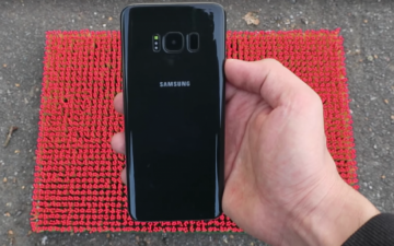 SAMSUNG Galaxy S8 против 10 000 спичек