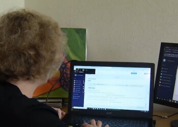 Дистанционное обучение, кадр из видео