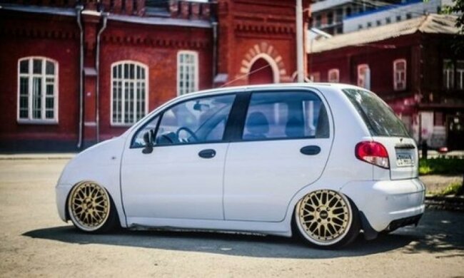 ТОП-5 найбільш доступних іномарок в Україні