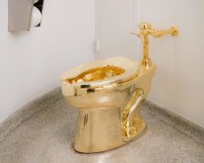 За документами – золотий! Депутати нафантазували туалети в стилі Пшонки