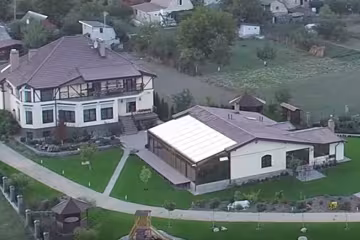 Глава зовнішньої розвідки живе в розкішному особняку на 0,7 га (фото)