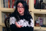 Лоліта спокусила відвертим декольте, але заговорила про ремонт унітазів: "вигрібну яму б чистила"