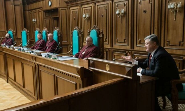 Порошенко подкинул депутатам закон про валюту