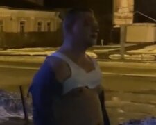 Следователь избил женщину на Житомирщине, кадр из видео