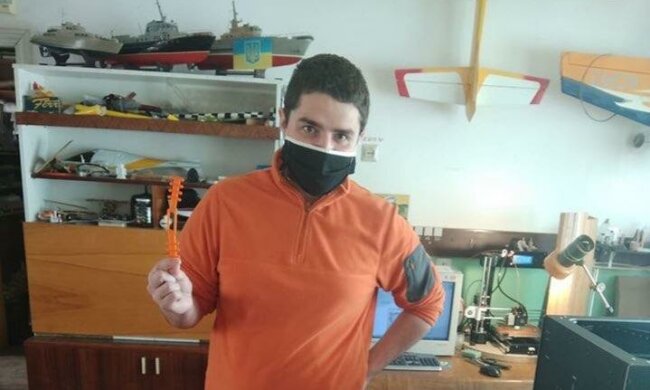 В Тернополе молодой умник "одевает" медиков в разгар пандемии - мэр не додумался