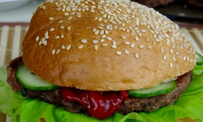 Постный бургер, кадр из видео