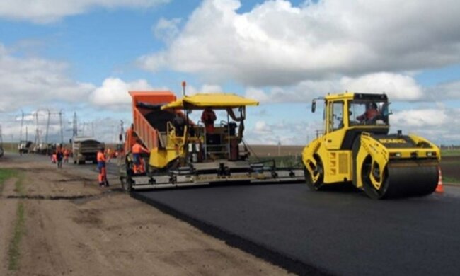 «Укравтодор» отремонтирует дорогу в Конча-Заспу за 2 миллиарда гривен