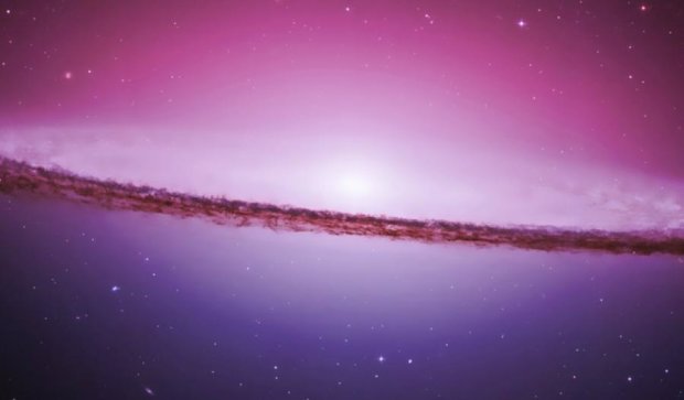 Зачаровує: астрономи показали одну з найвеличніших галактик 