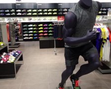 Adidas жестко накажут за "советскую" одежду