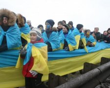Живая цепь в День Соборности поразила сеть: видео с высоты птичьего полета