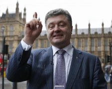 Порошенко налетал на 7 млн гривен