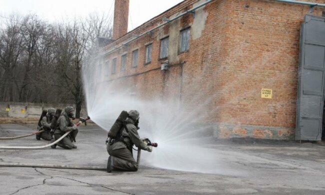 На производственной базе в Кировограде произошел пожар