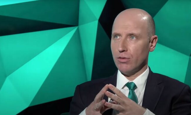 Руслан Бізяєв розповів, чи варто вкладати гроші в ОВДП