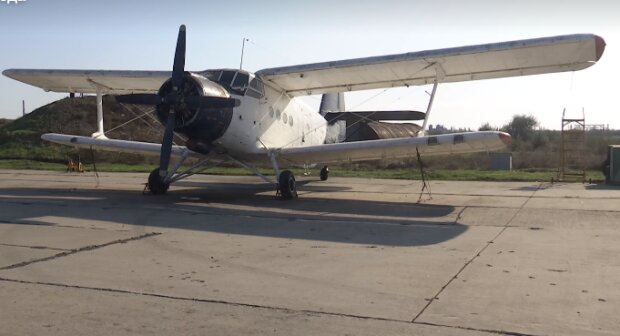 Військово-морські сили України отримали щедрий подарунок від волонтера: літак Ан-2 готовий до завдань