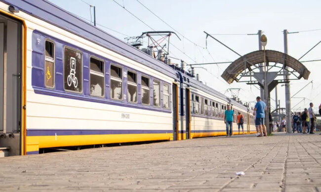 Кольцевая электричка Kyiv City Express в Киеве