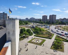 В Киеве создали цветник, посвященный легендарному самолету "Мрия"