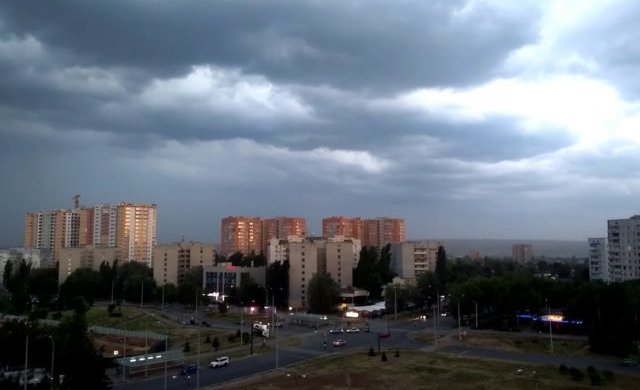 Погода в Харькове 15 июля: стихия ослабит хватку, но не спешите радоваться