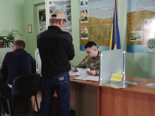 Призыв в армию, скриншот с видео