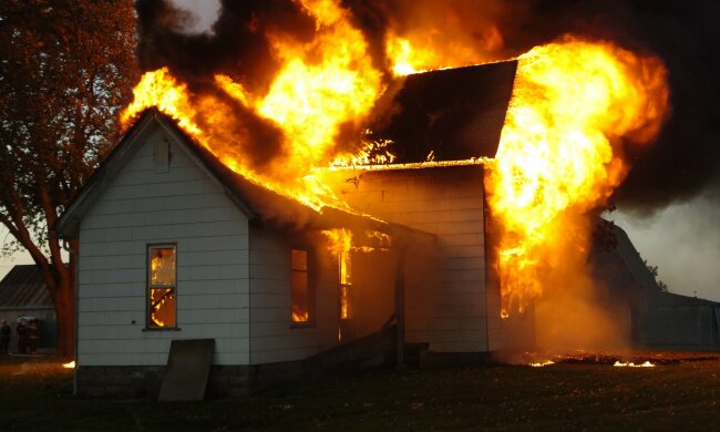 Дніпровська пенсіонерка згоріла у "домашньому крематорії"