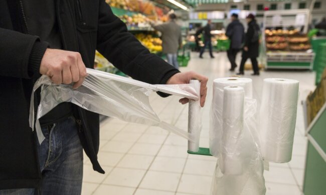 Пакети в магазинах