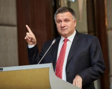 Отставка Авакова: министр начал издеваться над депутатами
