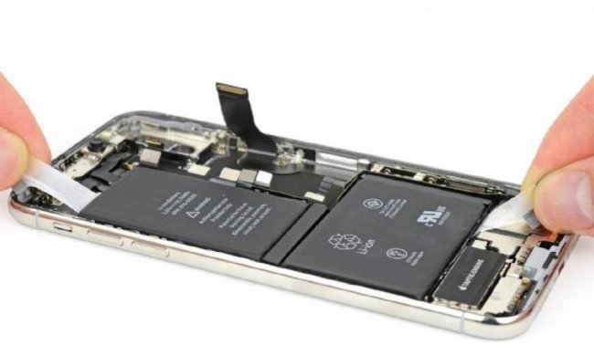Стало известно, сколько мы переплачиваем за iPhone X
