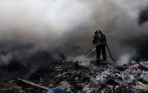 Мешканці Київщини потерпають від токсичного диму: фото