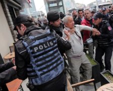 Отпуск отменяется: в Турции начались массовые аресты
