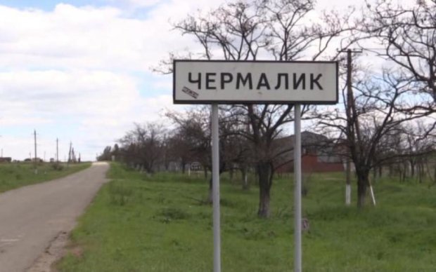 Боевики обстреляли село под Волновахой: ранена женщина