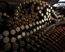 Бойовик за 200 грн охороняв склад з боєприпасами на Донбасі