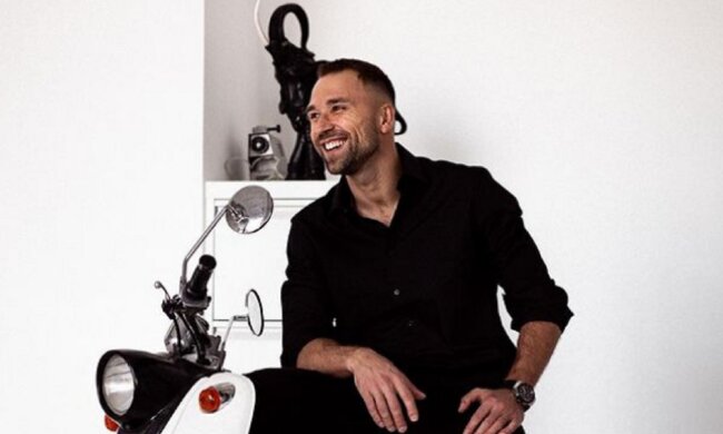 Максим Михайлюк розпрощався з життям "Холостяка" і одружився: "Сюрприз вдався"