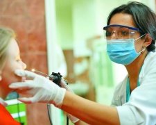 Парадокс медицини: навіщо українцям нав'язують добровільні внески