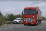 фура, скріншот з відео