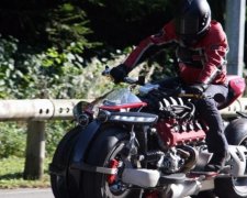 Четырехколесный мотоцикл с двигателемMaserati появился во Франции
