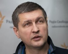 Українцям набридли нардепи - "агенти МВФ"