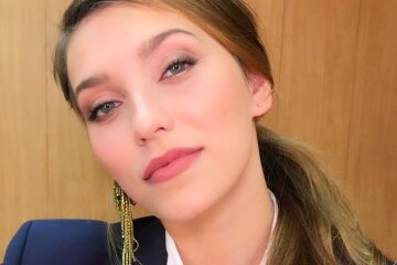 "Бісить ця вискочка!": Тодоренко в купальнику зухвало відповіла хейтерам