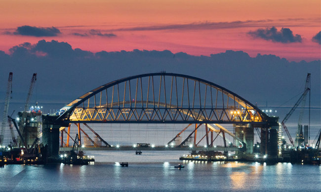 Кримському мосту вирахували "судний день": жодного шансу