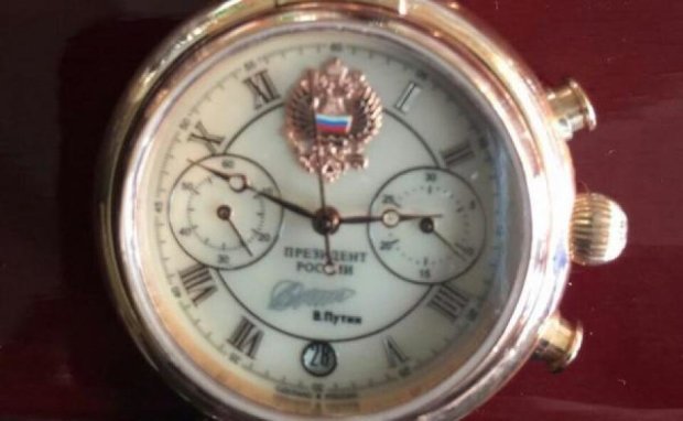 У директора днепровского предприятия нашли именные часы Путина