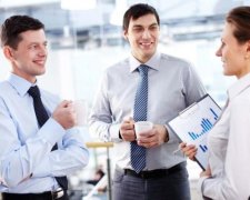 За що українцям підвищують зарплати?