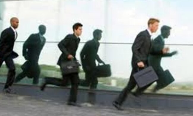 Після обвалу фондового ринку інвестори тікають з Китаю до Індії