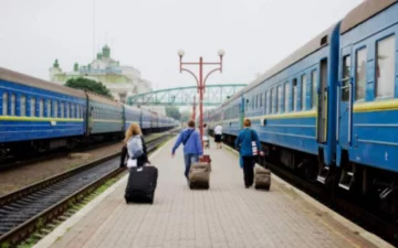 Розповідь про пекельну поїздку у вагоні "Укрзалізниці" стає хітом соцмереж