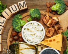 Дієтологи назвали 10 багатих на кальцій продуктів