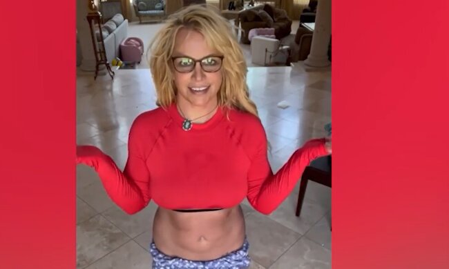 Брітні Спірс: скрін з відео