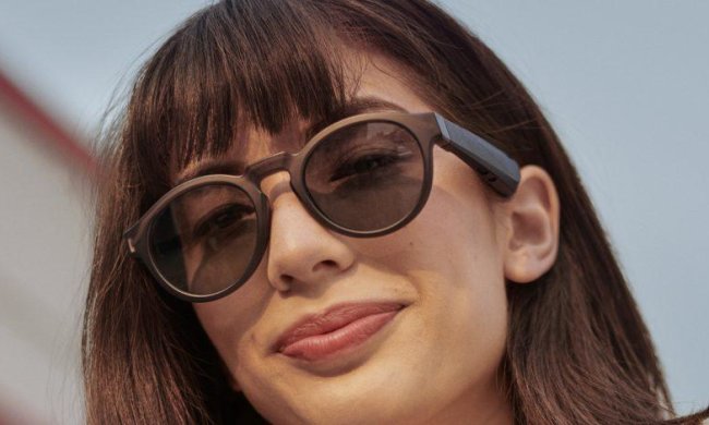Умные очки научили передавать звук без наушников