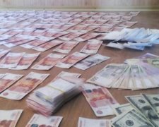 Мариуполец прорывался в «ДНР» с миллионом российских рублей